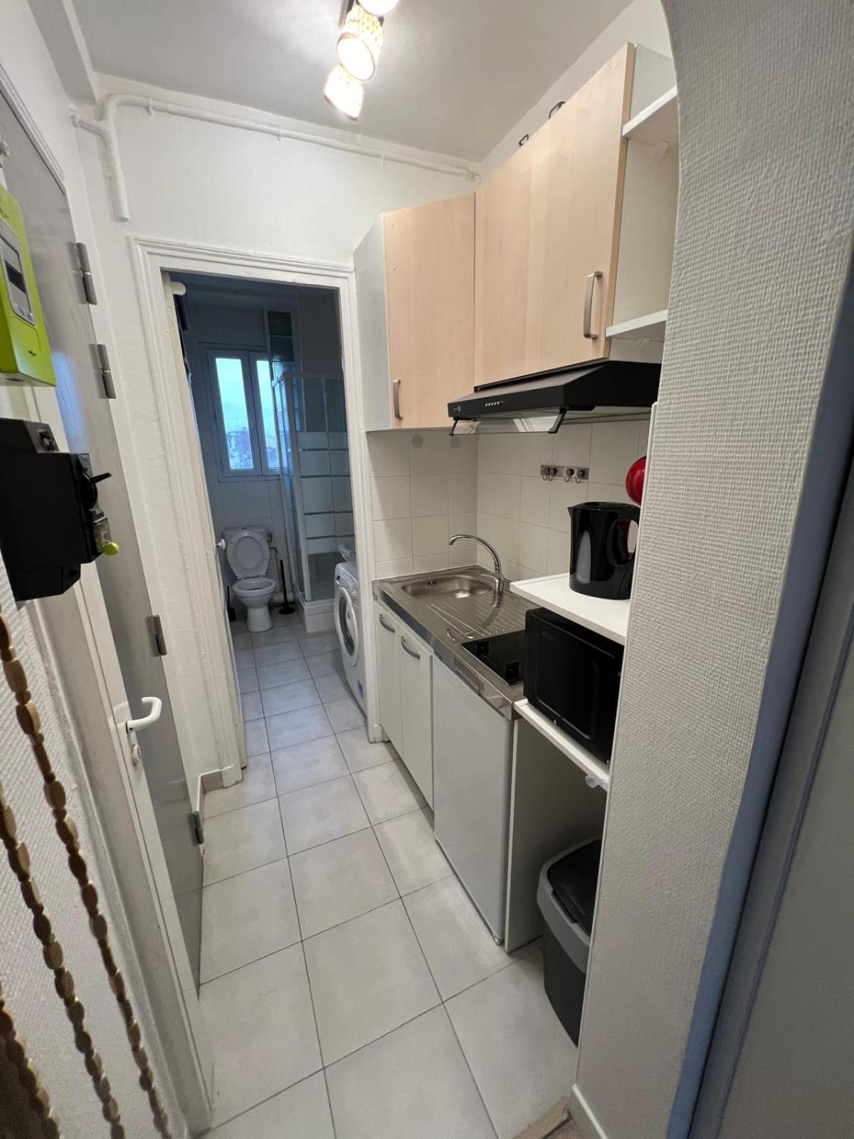 Charmant Appartement Aux Portes De Paris - 2Pax Saint-Ouen  Ngoại thất bức ảnh
